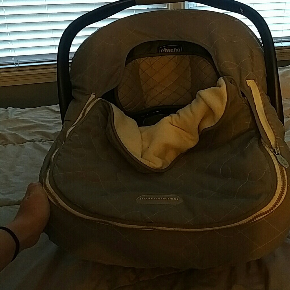 JJ Cole Carseat cover